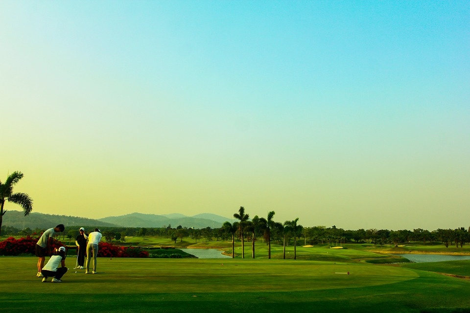 golf course retirement thailand-1